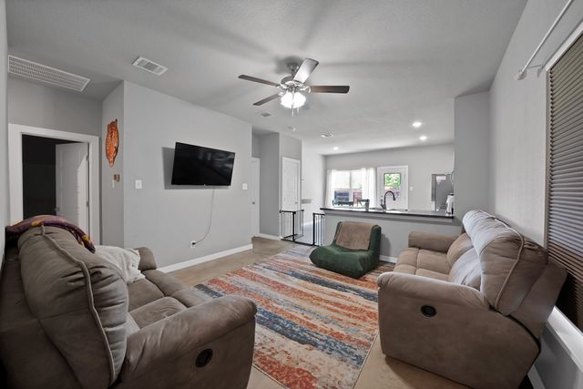 104 Sweeney Street, Hillsboro, TX 76645