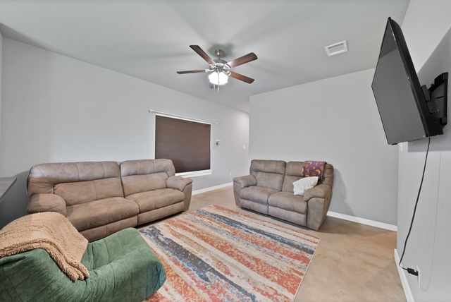 104 Sweeney Street, Hillsboro, TX 76645