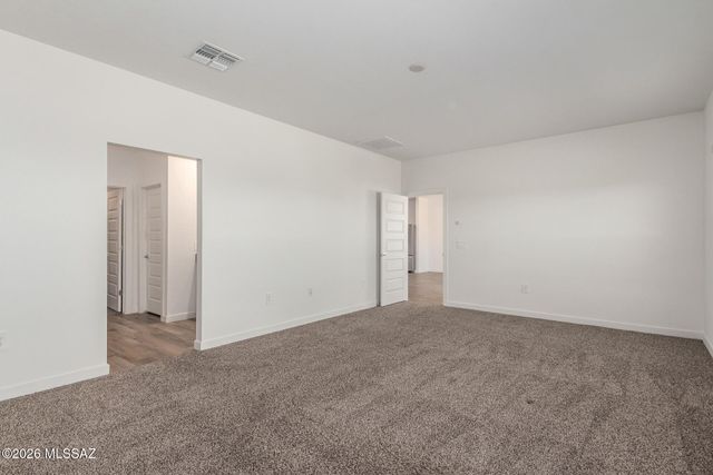 680 W Lexington Street, Vail, AZ 85641