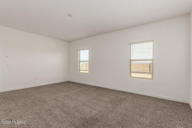 680 W Lexington Street, Vail, AZ 85641