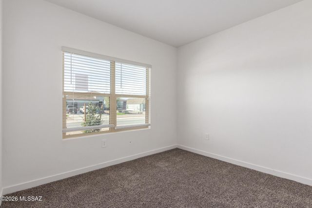 680 W Lexington Street, Vail, AZ 85641