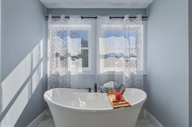 196 Chloe Circle, Williston, VT 05495