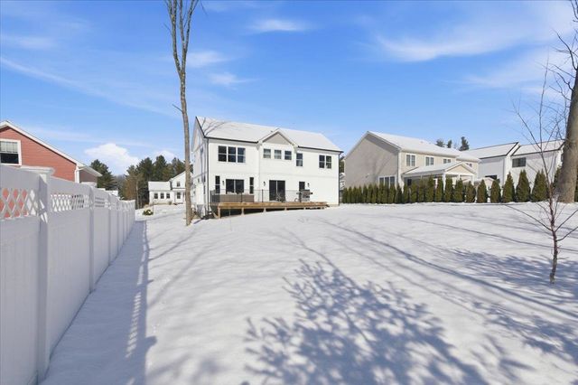 196 Chloe Circle, Williston, VT 05495