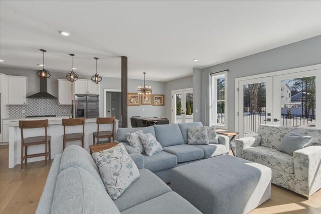 196 Chloe Circle, Williston, VT 05495