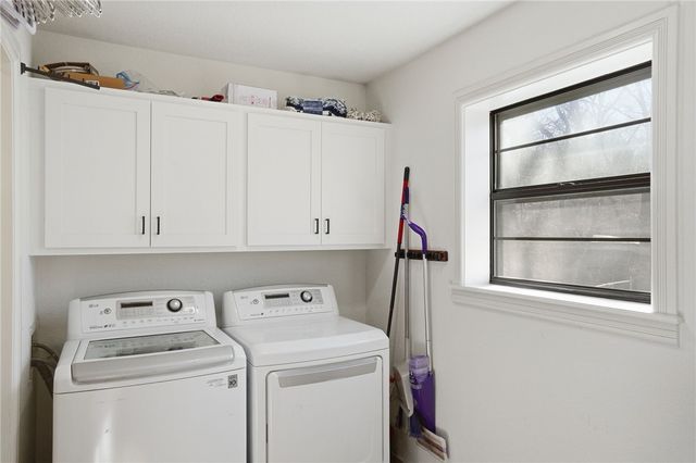 24 Ciemny Lane, Bella Vista, AR 72715