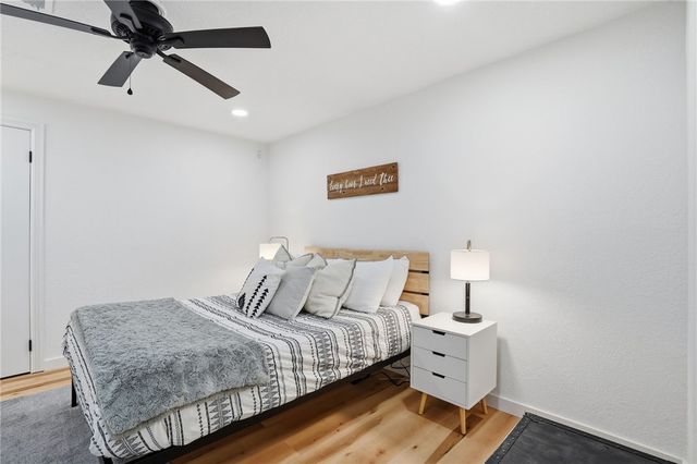 24 Ciemny Lane, Bella Vista, AR 72715