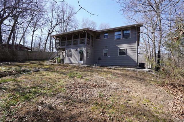 24 Ciemny Lane, Bella Vista, AR 72715