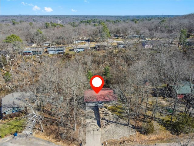 24 Ciemny Lane, Bella Vista, AR 72715