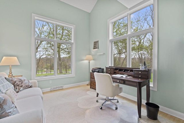 W303N8728 Woodland DRIVE, Hartland, WI 53029
