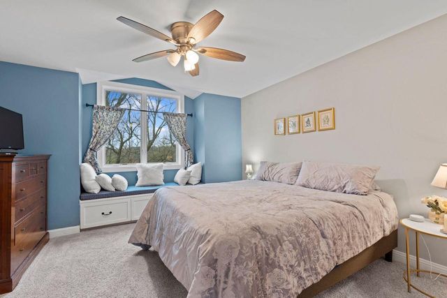 W303N8728 Woodland DRIVE, Hartland, WI 53029