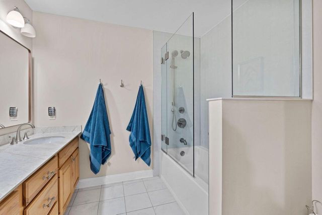 W303N8728 Woodland DRIVE, Hartland, WI 53029