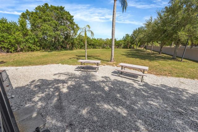 6127 BAYSIDE KEY DRIVE, Tampa, FL 33615