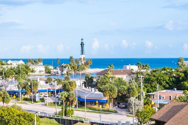 2611 N Riverside Drive 702, Pompano Beach, FL 33062