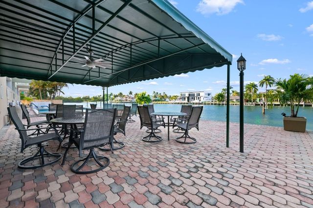 2611 N Riverside Drive 702, Pompano Beach, FL 33062