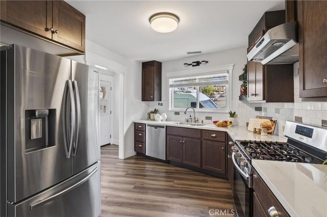 318 S Francisca Avenue, Redondo Beach, CA 90277