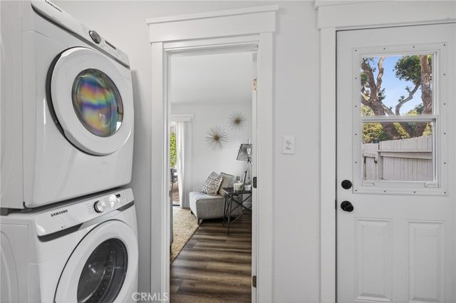 318 S Francisca Avenue, Redondo Beach, CA 90277