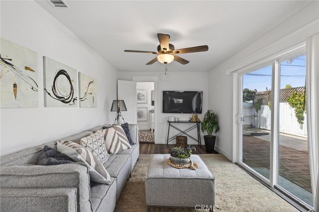 318 S Francisca Avenue, Redondo Beach, CA 90277