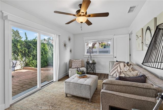 318 S Francisca Avenue, Redondo Beach, CA 90277