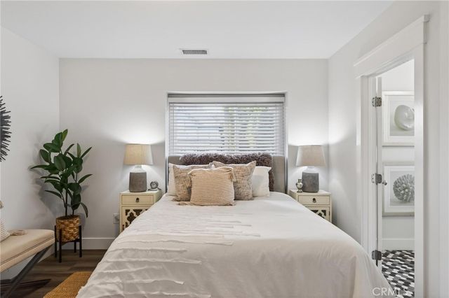 318 S Francisca Avenue, Redondo Beach, CA 90277