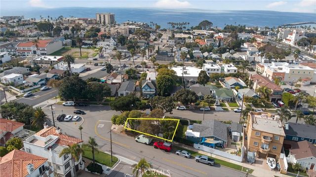 318 S Francisca Avenue, Redondo Beach, CA 90277
