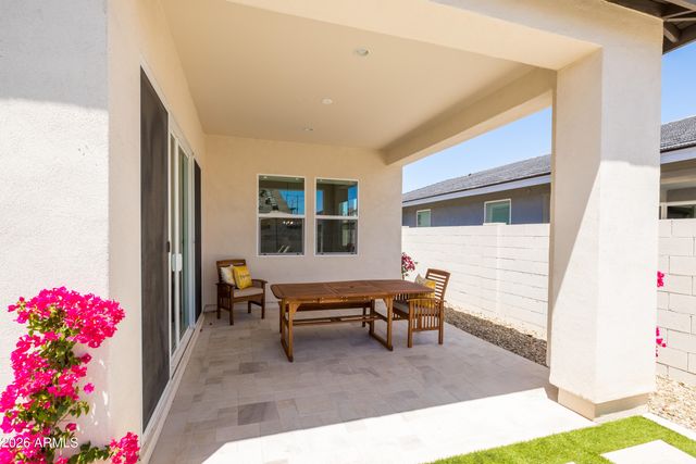 17177 W EDINBURG Street, Surprise, AZ 85388