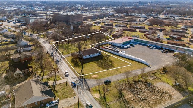 235 Hazelwood Pk, Lebanon, TN 37087