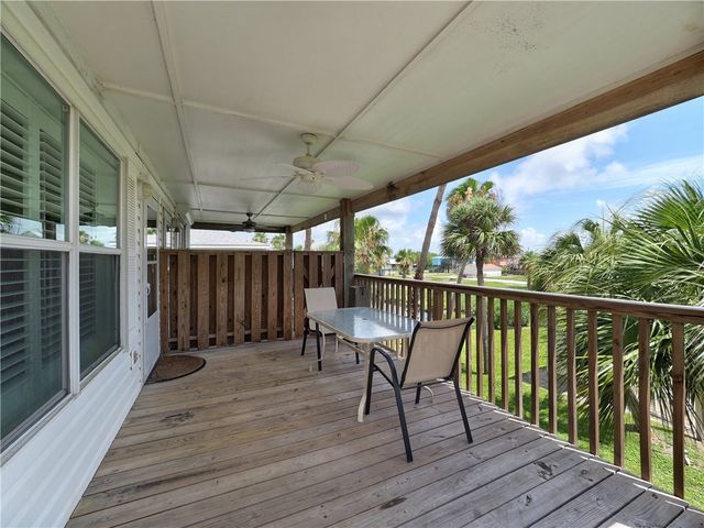 220 W Avenue F 1B, Port Aransas, TX 78373