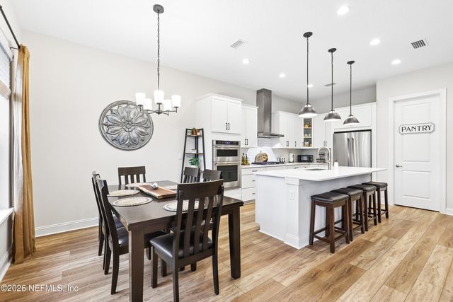 32 VALLEY FALLS Way, St. Johns, FL 32259