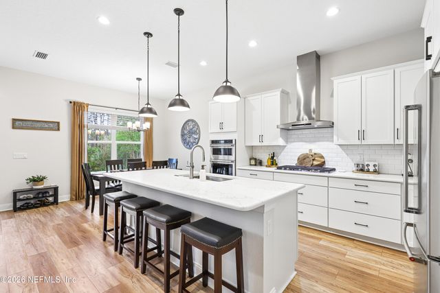 32 VALLEY FALLS Way, St. Johns, FL 32259