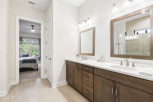 32 VALLEY FALLS Way, St. Johns, FL 32259