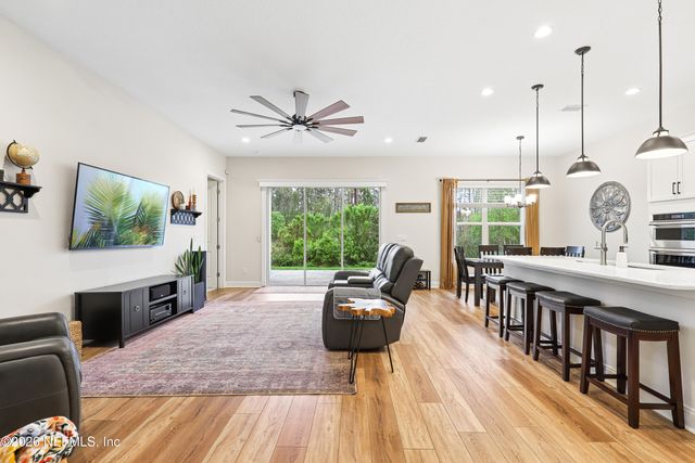 32 VALLEY FALLS Way, St. Johns, FL 32259