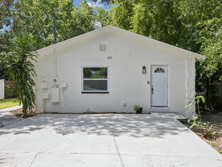 1421 E SEWARD STREET, Tampa, FL 33604