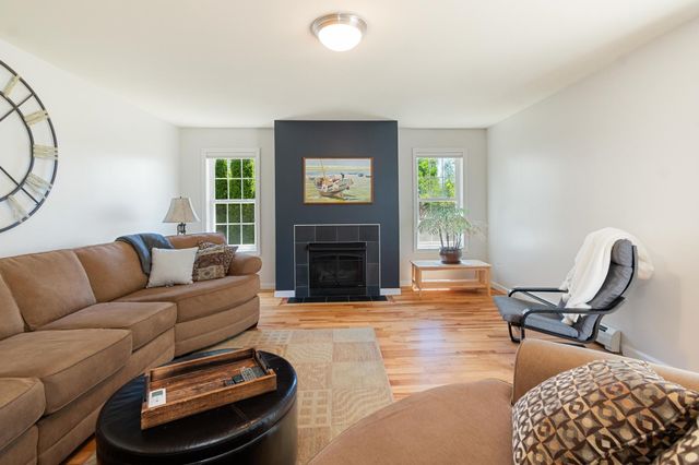 36 Bower Street, South Burlington, VT 05403