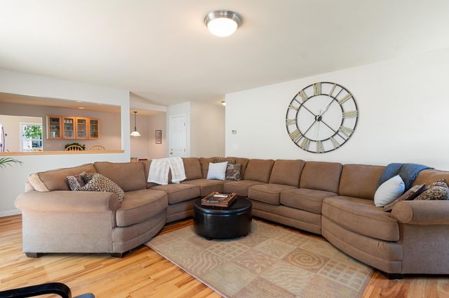 36 Bower Street, South Burlington, VT 05403