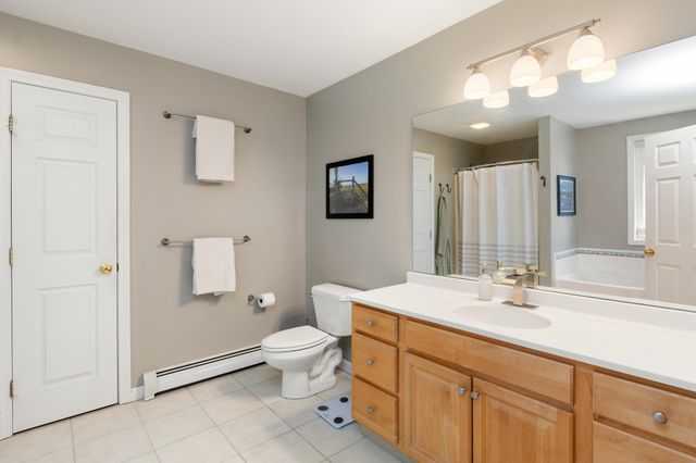 36 Bower Street, South Burlington, VT 05403