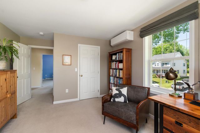 36 Bower Street, South Burlington, VT 05403