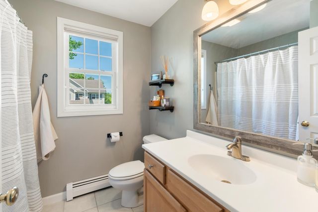 36 Bower Street, South Burlington, VT 05403