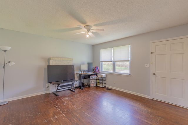 6933 W Highway 136, Chickamauga, GA 30707