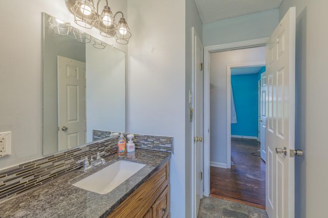 6933 W Highway 136, Chickamauga, GA 30707