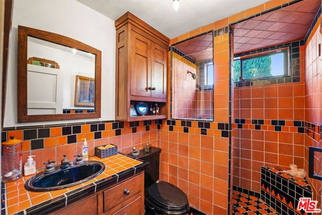 5347 Lockhurst Drive, Woodland Hills, CA 91367