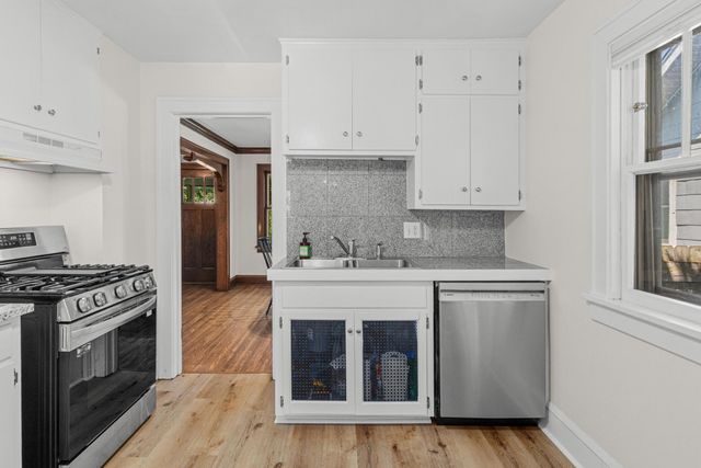 1206 Van Buren Avenue, Saint Paul, MN 55104