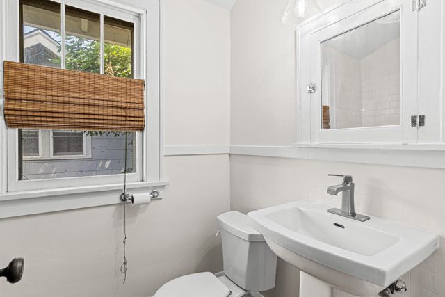 1206 Van Buren Avenue, Saint Paul, MN 55104