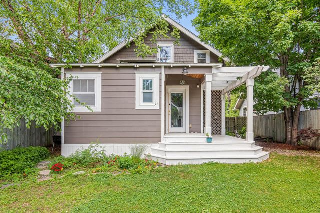 1206 Van Buren Avenue, Saint Paul, MN 55104