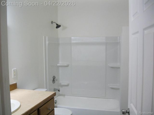 4916 Hillock, Highland Charter Township, MI 48356