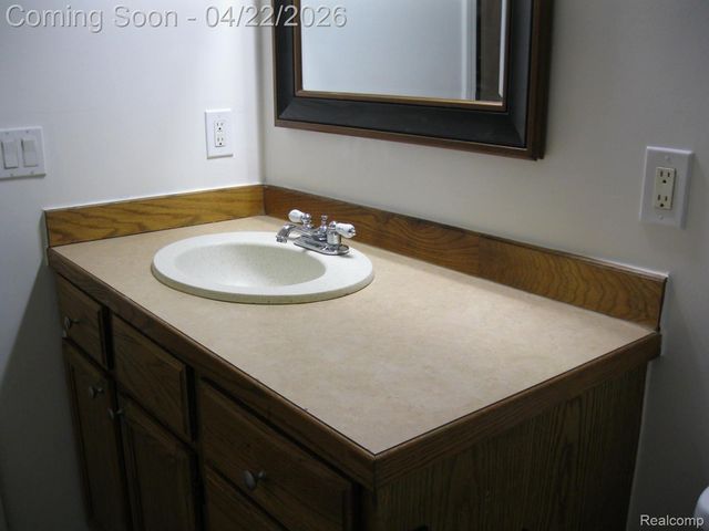 4916 Hillock, Highland Charter Township, MI 48356