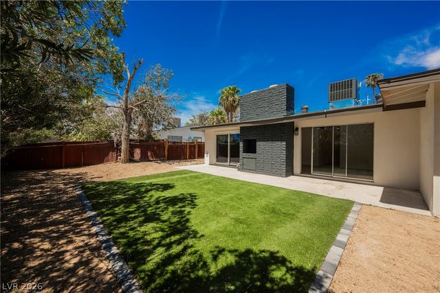 3621 Fortune Avenue, Las Vegas, NV 89107