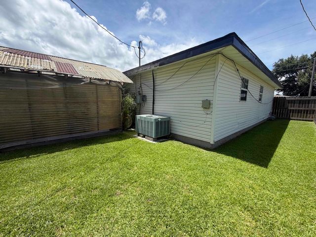 208 Hidalgo Drive, Houma, LA 70363