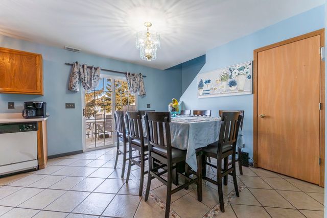 946 Biltmore Court, Romeoville, IL 60446