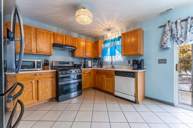 946 Biltmore Court, Romeoville, IL 60446