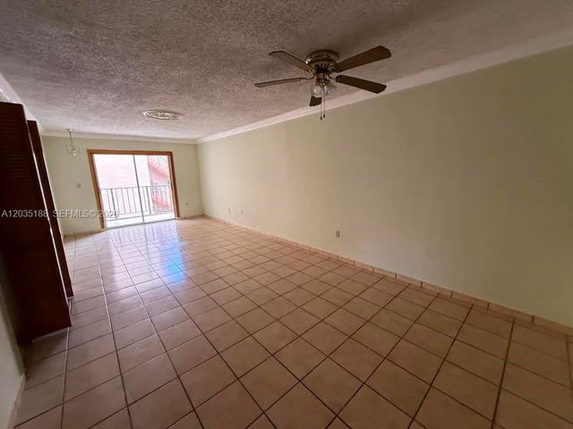 6055 W 19th Ave 305, Hialeah, FL 33012